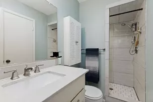 1121 W Redbud Dr, Hurst, TX 76053 - Photo 14
