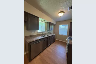 334 Linkwood Drive, Duncanville, TX 75137 - Photo 6