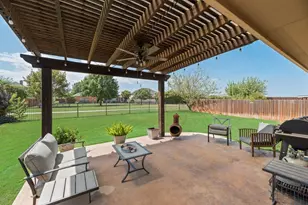 13708 Trail Break Dr, Fort Worth, TX 76052 - Photo 30