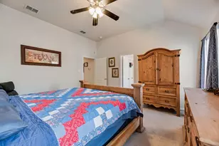 13708 Trail Break Dr, Fort Worth, TX 76052 - Photo 20