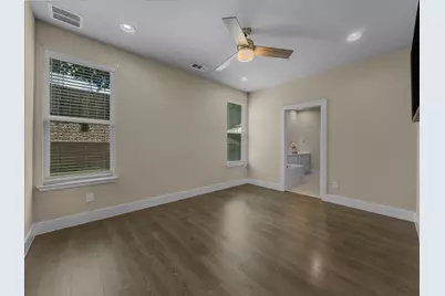 614 N M L King Jr Boulevard, Grand Prairie, TX 75050 - Photo 6