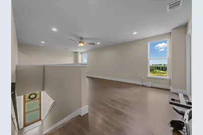 614 N M L King Jr Boulevard, Grand Prairie, TX 75050 - Photo 18