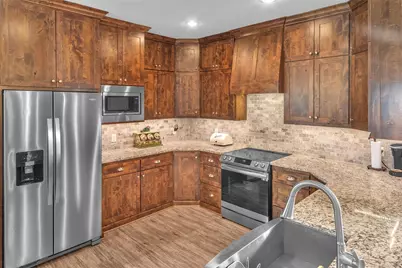 129 Oak Springs Loop, Mabank, TX 75147 - Photo 8