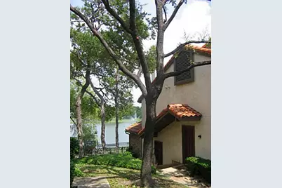 2610 Lakehill Lane #4D, Carrollton, TX 75006 - Photo 2