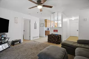701 N Douglas Ave, Cleburne, TX 76033 - Photo 8