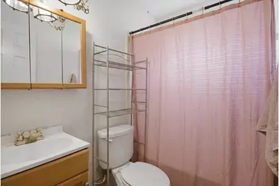 701 N Douglas Avenue, Cleburne, TX 76033 - Photo 16