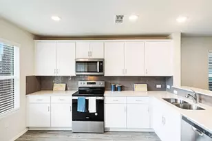 405 Glendale Rd, Van Alstyne, TX 75495 - Photo 10