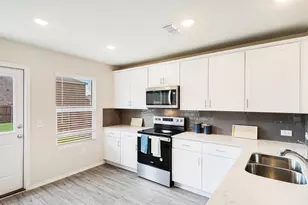 405 Glendale Rd, Van Alstyne, TX 75495 - Photo 12
