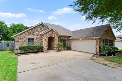 504 Hidden Meadow Court, DeSoto, TX 75115 - Photo 1