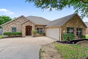 504 Hidden Meadow Ct, DeSoto, TX 75115 - Photo 2