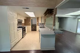 9916 Fieldcrest Dr, Dallas, TX 75238 - Photo 10