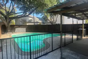 9916 Fieldcrest Dr, Dallas, TX 75238 - Photo 2