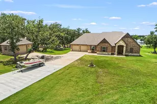 450 County Rd 3674, Marquez, TX 77865 - Photo 2