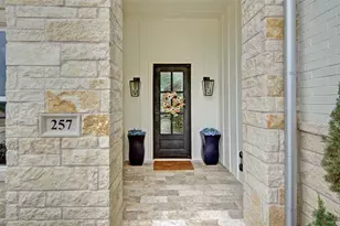 257 Martin Dr, Granbury, TX 76049 - Photo 4