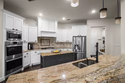 5623 Matalee Avenue, Dallas, TX 75206 - Photo 12