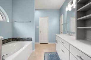 6222 St Leonard Dr, Arlington, TX 76001 - Photo 24