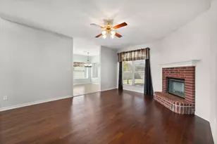 6222 St Leonard Dr, Arlington, TX 76001 - Photo 18