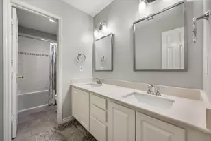 6222 St Leonard Dr, Arlington, TX 76001 - Photo 32