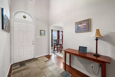 6222 St Leonard Drive, Arlington, TX 76001 - Photo 6