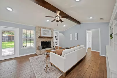 1615 Cresthaven Drive, Pantego, TX 76013 - Photo 14