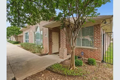 2840 Keller Springs Road #801, Carrollton, TX 75006 - Photo 2