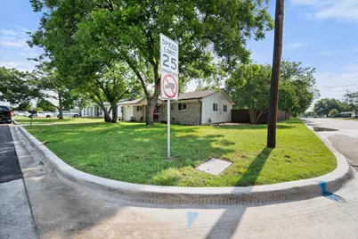 5900 Plum Street, Watauga, TX 76148 - Photo 10