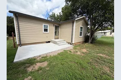 1114 Thorpe Springs Road, Granbury, TX 76048 - Photo 12