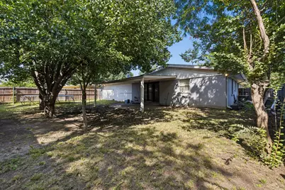13955 Birchlawn Drive, Farmers Branch, TX 75234 - Photo 18