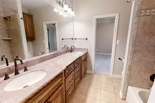 3722 Cove Timber Ave, Granbury, TX 76049 - Photo 34
