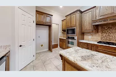 3722 Cove Timber Avenue, Granbury, TX 76049 - Photo 12