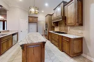 3722 Cove Timber Ave, Granbury, TX 76049 - Photo 10