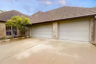 3722 Cove Timber Ave, Granbury, TX 76049 - Photo 38