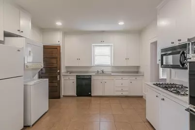5313 Collinwood Avenue, Fort Worth, TX 76107 - Photo 10