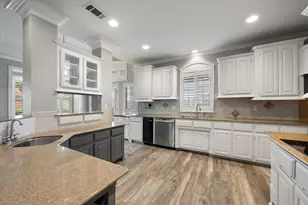1398 Fairhaven Dr, Mansfield, TX 76063 - Photo 10