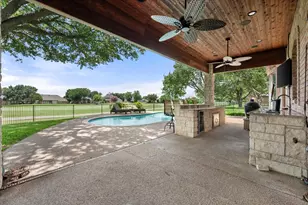 1398 Fairhaven Dr, Mansfield, TX 76063 - Photo 6