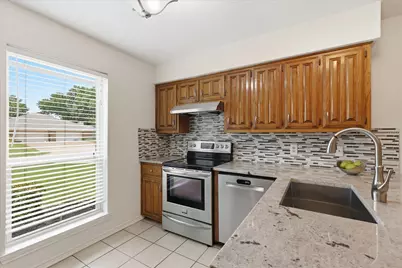 4203 Spring Meadow Lane, Flower Mound, TX 75028 - Photo 6