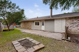 4329 Thicket Dr, Garland, TX 75043 - Photo 22