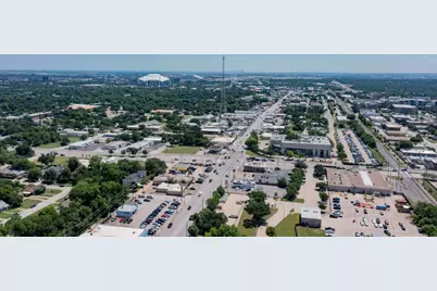 721 W Division Street, Arlington, TX 76012 - Photo 24