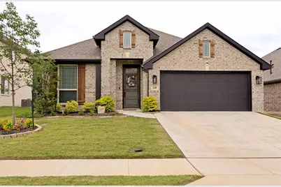 228 Shawnee Trail, Alvarado, TX 76009 - Photo 1