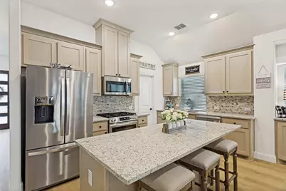 228 Shawnee Trail, Alvarado, TX 76009 - Photo 8