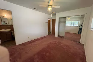 212 S Norma Dr, Lacy Lakeview, TX 76705 - Photo 16