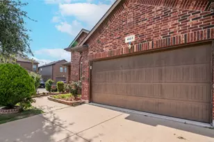 1801 Potrillo Ln, Fort Worth, TX 76131 - Photo 2