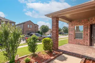 1801 Potrillo Ln, Fort Worth, TX 76131 - Photo 6