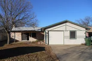 1914 Aspen Ln, Garland, TX 75044 - Photo 2