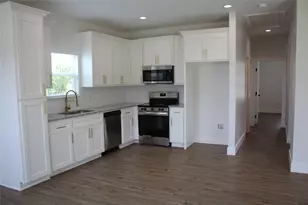 410 Church St, Whitesboro, TX 76273 - Photo 2