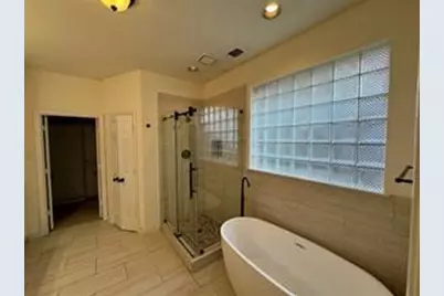 1100 Hunters Creek Drive, Carrollton, TX 75007 - Photo 22