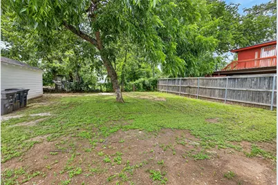 3220 Illinois Avenue, Fort Worth, TX 76110 - Photo 32