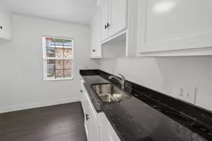 3220 Illinois Ave, Fort Worth, TX 76110 - Photo 16