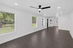 3220 Illinois Ave, Fort Worth, TX 76110 - Photo 6