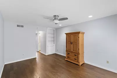 1310 Speight Avenue #2, Waco, TX 76706 - Photo 4